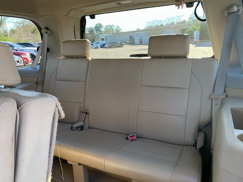 Used 2015 Nissan Armada SL w/ Moonroof Package image 34