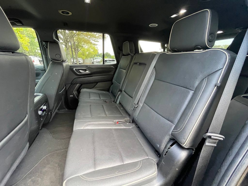 Used 2024 GMC Yukon SLT AWD/4WD image 26