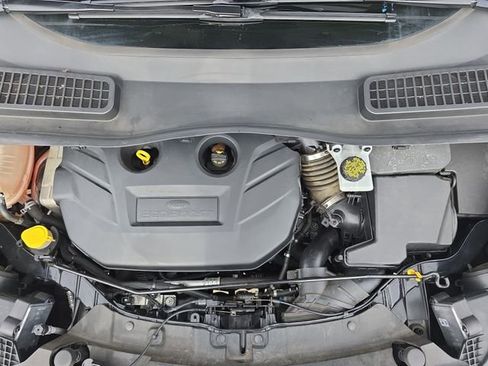 Used 2017 Ford Escape Titanium w/ Equipment Group 301A image 33