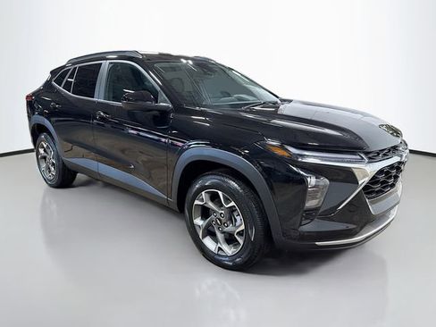 New 2026 Chevrolet Trax LT image 5