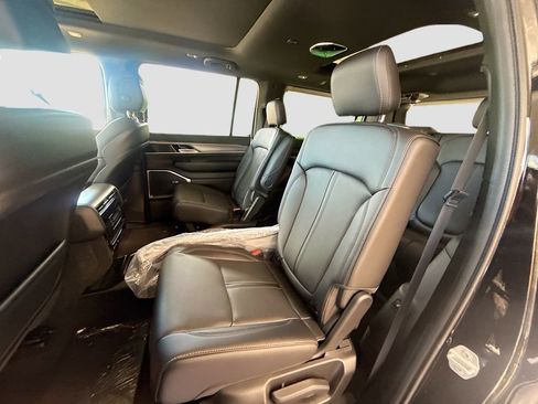 New 2026 Jeep Grand Wagoneer 4WD image 26