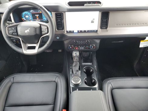 New 2025 Ford Bronco Outer Banks image 28