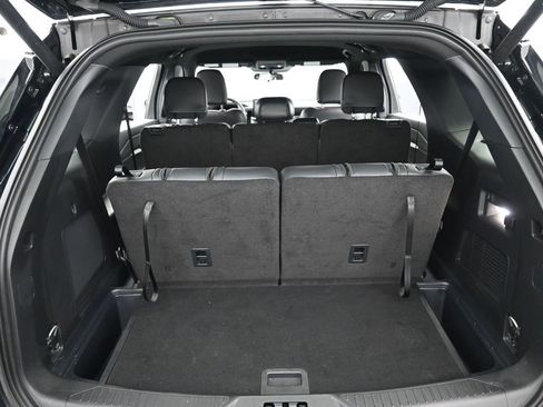 Used 2025 Ford Explorer ST-Line w/ ST-Line Street Pack AWD/4WD image 30