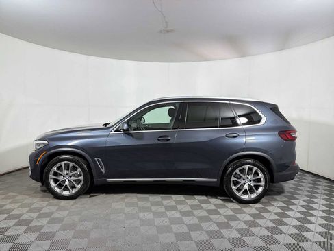 Used 2022 BMW X5 xDrive40i w/ Premium Package AWD/4WD image 4