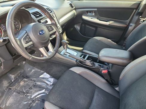 Used 2016 Subaru Crosstrek 2.0i Premium AWD/4WD image 11