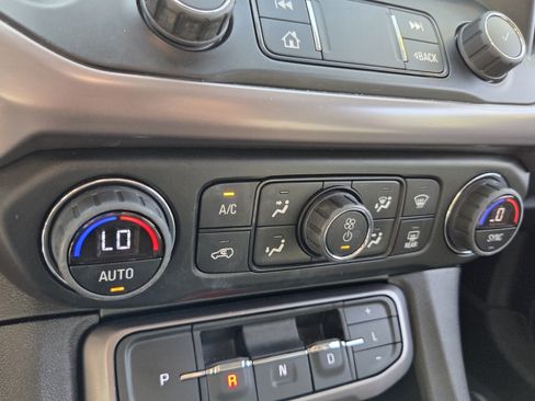 Certified 2023 GMC Acadia AT4 w/ Technology Package AWD/4WD image 30