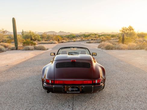 Used 1989 Porsche 911 Carrera RWD image 28