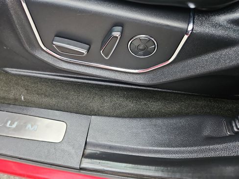 Used 2017 Ford F350 Platinum w/ Platinum Ultimate Package image 16