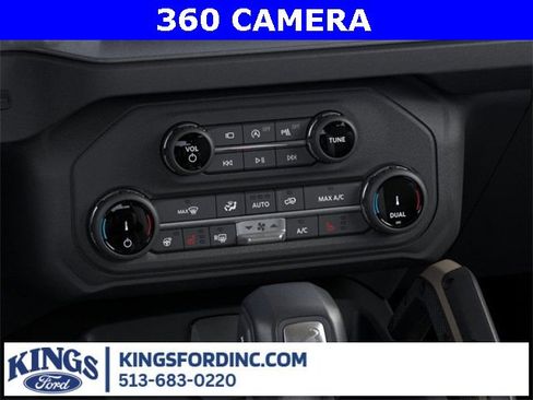 New 2025 Ford Bronco Badlands image 16