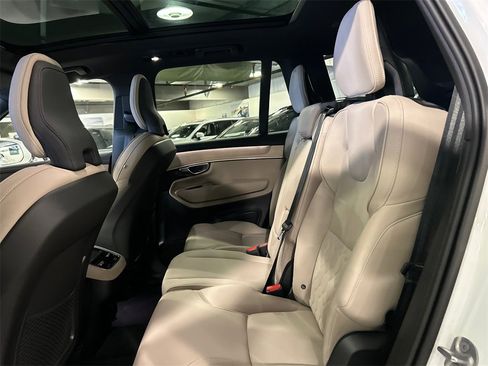 Used 2026 Volvo XC90 B6 Core w/ Protection Package image 24