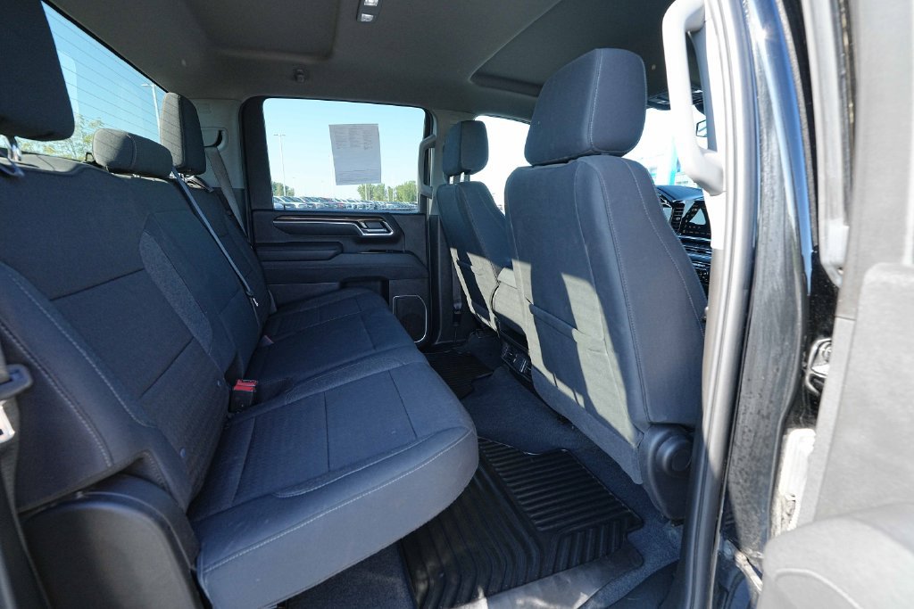 Used 2025 Chevrolet Silverado 2500 LT w/ Convenience Package AWD/4WD image 23