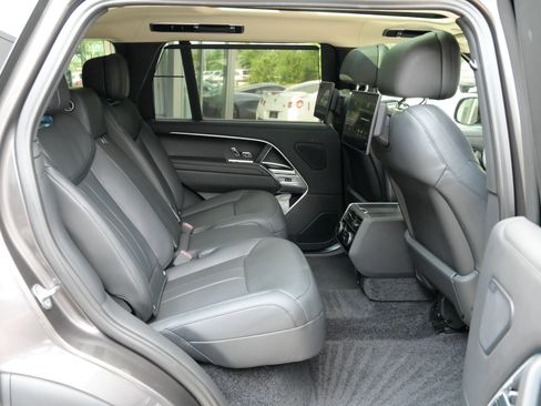 Used 2023 Land Rover Range Rover Long Wheelbase First Edition AWD/4WD image 56