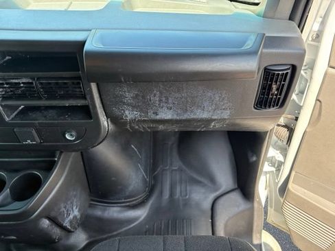 Used 2025 GMC Savana 2500 w/ Driver Convenience Package RWD image 21