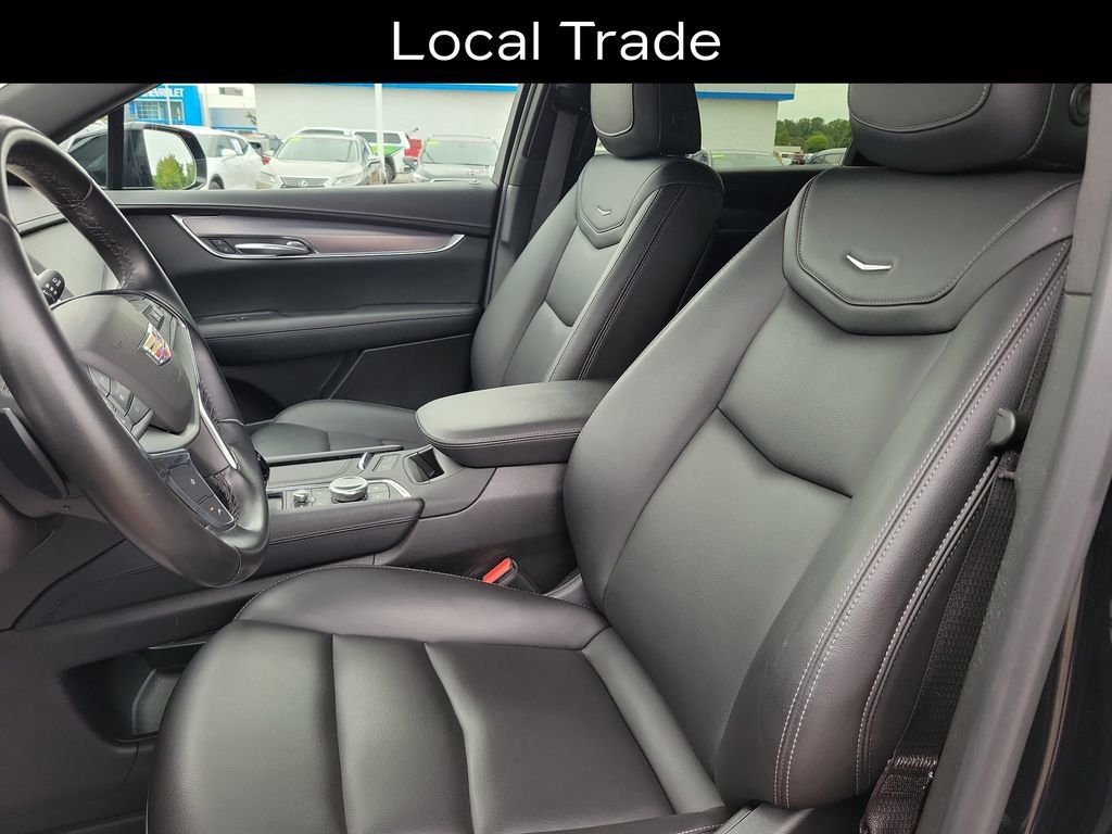Used 2022 Cadillac XT5 Luxury AWD/4WD image 6