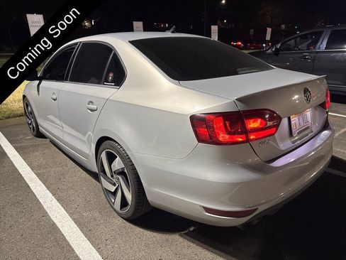 Used 2013 Volkswagen Jetta GLI image 6