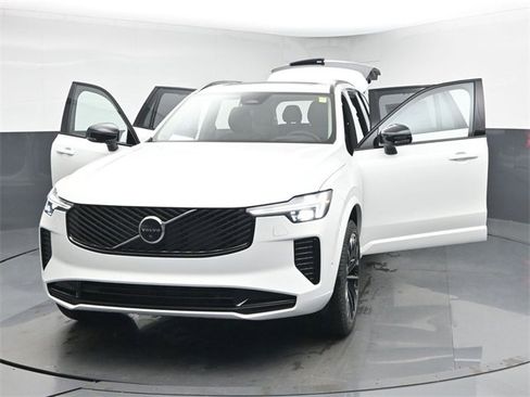 New 2026 Volvo XC90 B6 Ultra w/ Protection Package Premier image 62