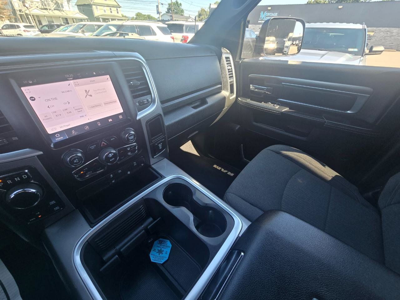 Used 2022 RAM 1500 Warlock AWD/4WD image 11