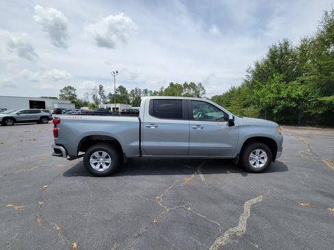 Used 2026 Chevrolet Silverado 1500 LT AWD/4WD image 7