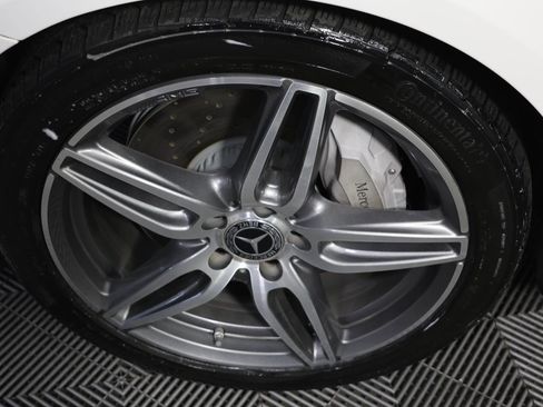 Used 2019 Mercedes-Benz E 300 E 300 image 28