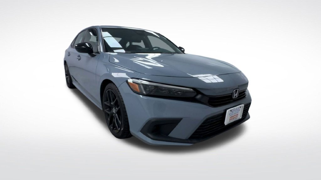 Used 2023 Honda Civic Sport image 2