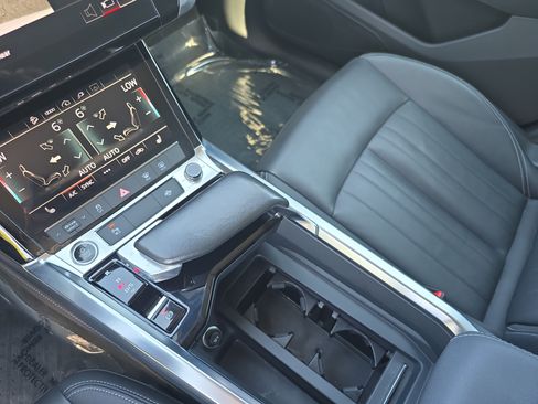 Used 2021 Audi e-tron Premium w/ Towing Package AWD/4WD image 21
