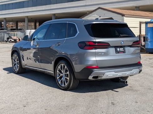 Certified 2024 BMW X5 xDrive50e w/ Premium Package image 8