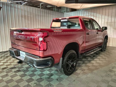 Used 2021 Chevrolet Silverado 1500 LT Trail Boss w/ Convenience Package II image 8