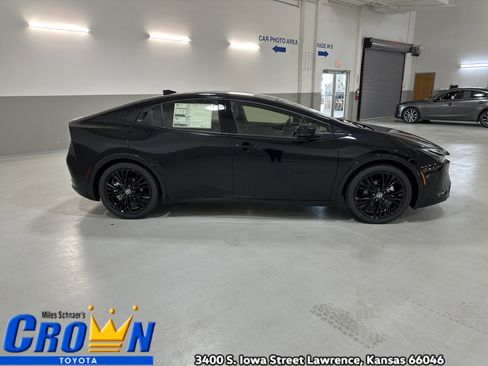 New 2026 Toyota Prius AWD image 10