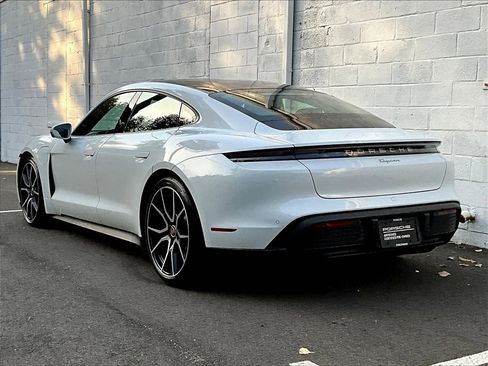Certified 2023 Porsche Taycan image 3