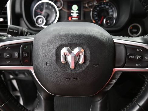 Used 2022 RAM 1500 Big Horn AWD/4WD image 4