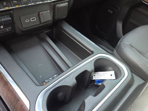 Used 2020 GMC Sierra 2500 Denali w/ Denali Ultimate Package image 29