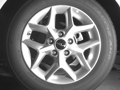 Used 2025 Kia Soul LX w/ LX Technology Package FWD image 14
