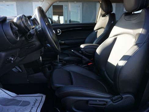 Used 2015 MINI Cooper S image 16