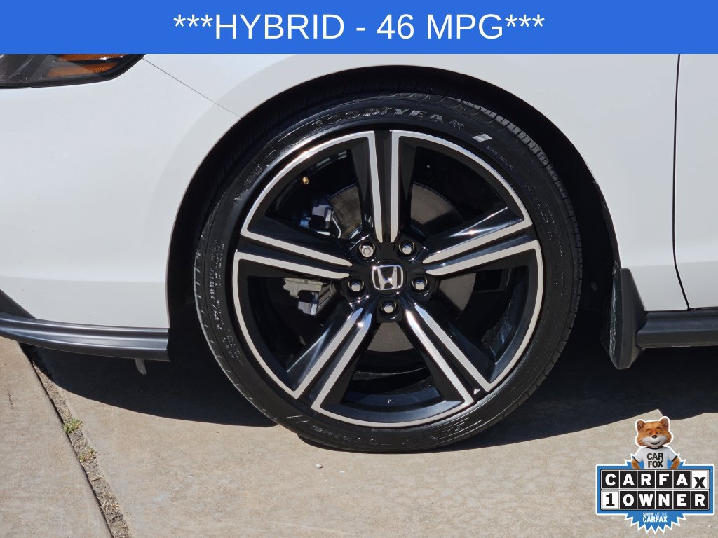 Used 2024 Honda Accord Sport image 11