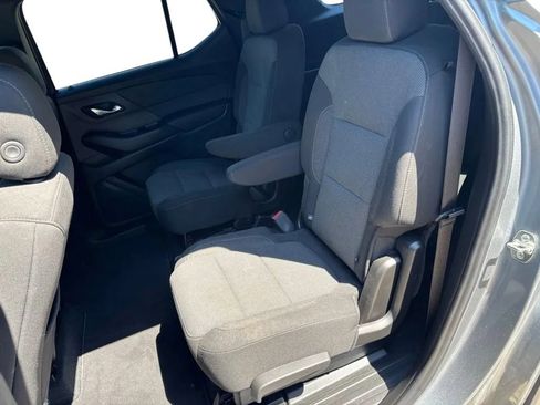 Used 2023 Chevrolet Traverse LT AWD/4WD image 25
