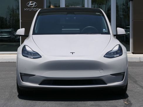 Used 2021 Tesla Model Y Performance AWD/4WD image 8