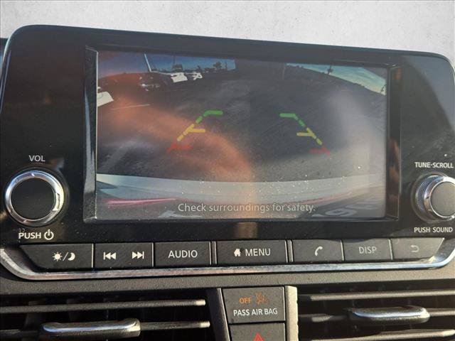 Used 2024 Nissan Altima 2.5 S FWD image 13