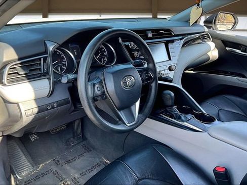 Used 2019 Toyota Camry LE image 14