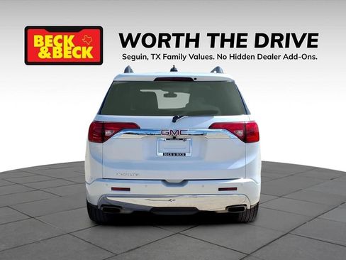Used 2019 GMC Acadia Denali w/ Technology Package FWD image 6