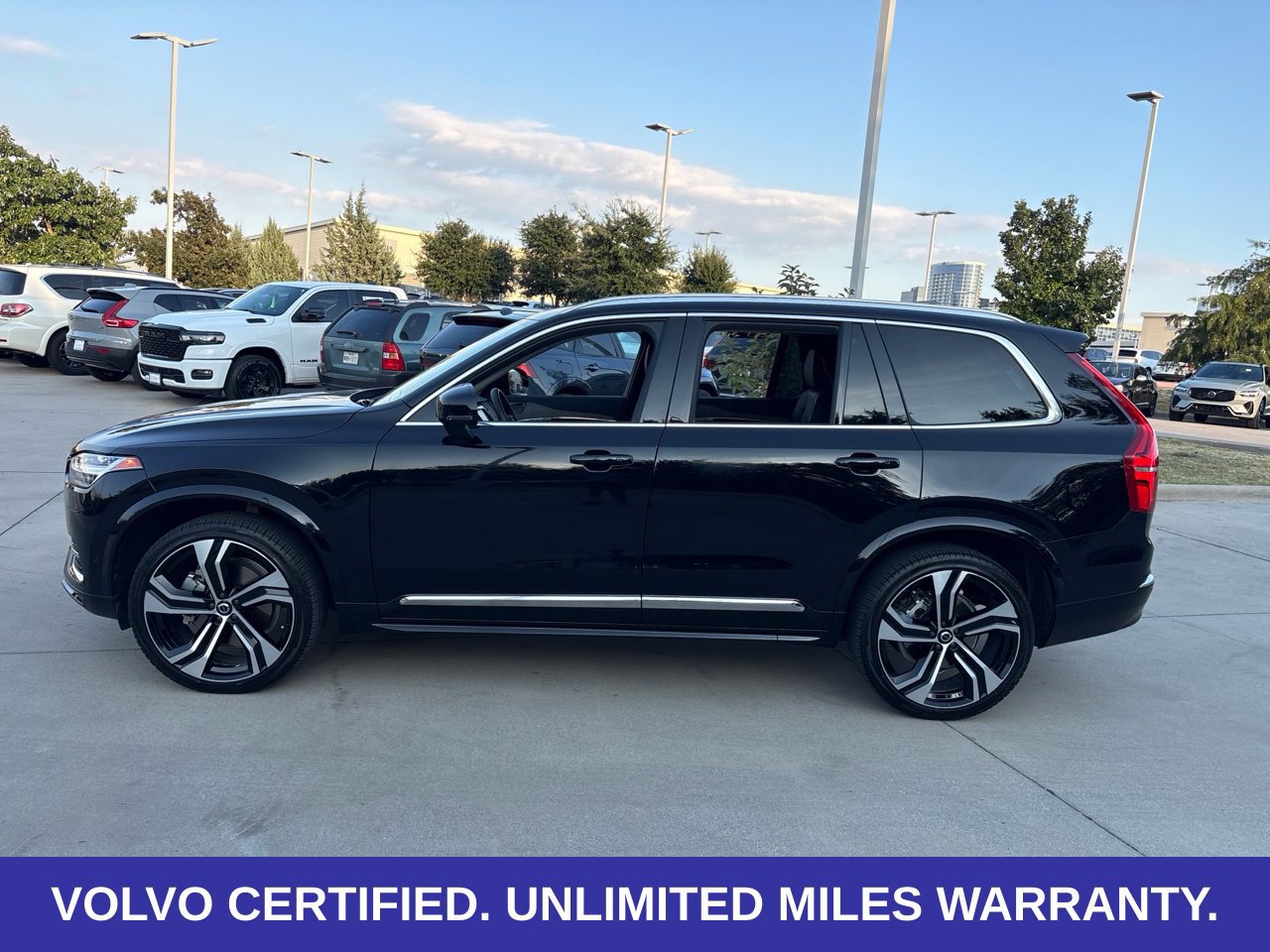 Certified 2025 Volvo XC90 B6 Ultra w/ Lounge Package AWD/4WD image 10