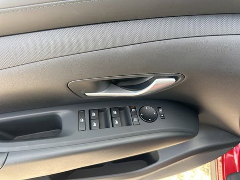 New 2026 Hyundai Tucson SE image 23