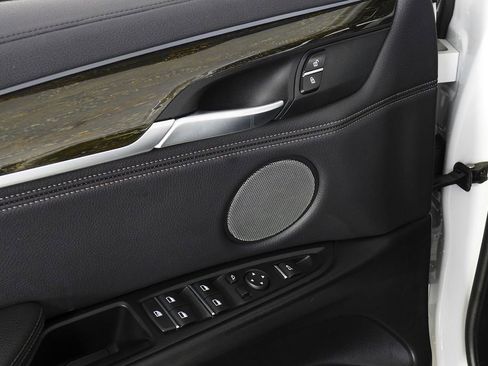 Used 2018 BMW X6 xDrive35i image 12