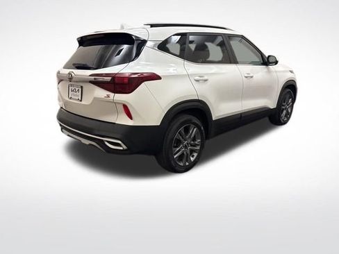 Used 2021 Kia Seltos S FWD image 5