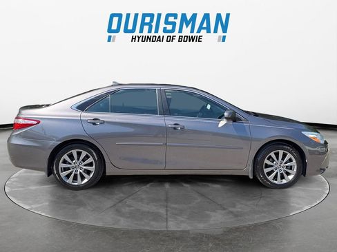 Used 2016 Toyota Camry XLE w/ Advanced Technology Package FWD image 7