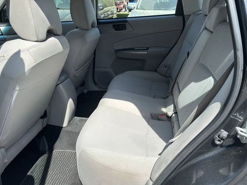 Used 2011 Subaru Forester 2.5X AWD/4WD image 11