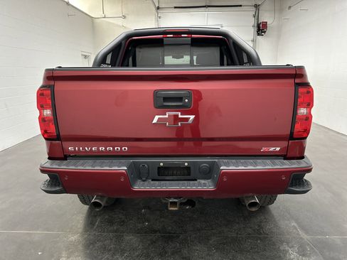 Used 2018 Chevrolet Silverado 1500 LT w/ All Star Edition image 8