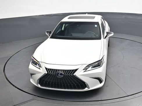 Used 2022 Lexus ES 300h w/ Premium Package FWD image 35