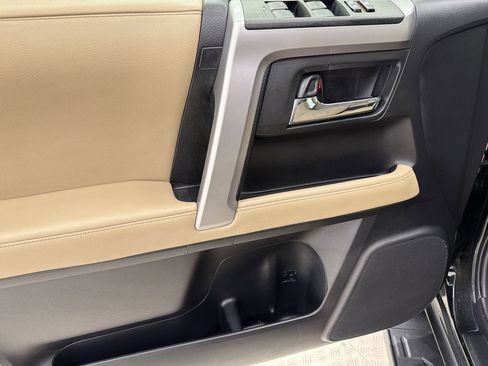 Used 2022 Toyota 4Runner SR5 image 13