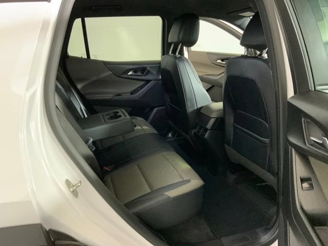 Used 2025 Chevrolet Equinox LT w/ Convenience Package II FWD image 16