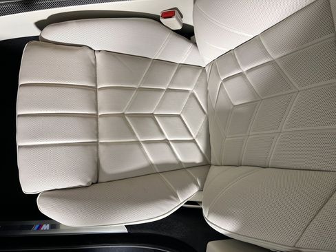 New 2026 BMW 760i xDrive image 24